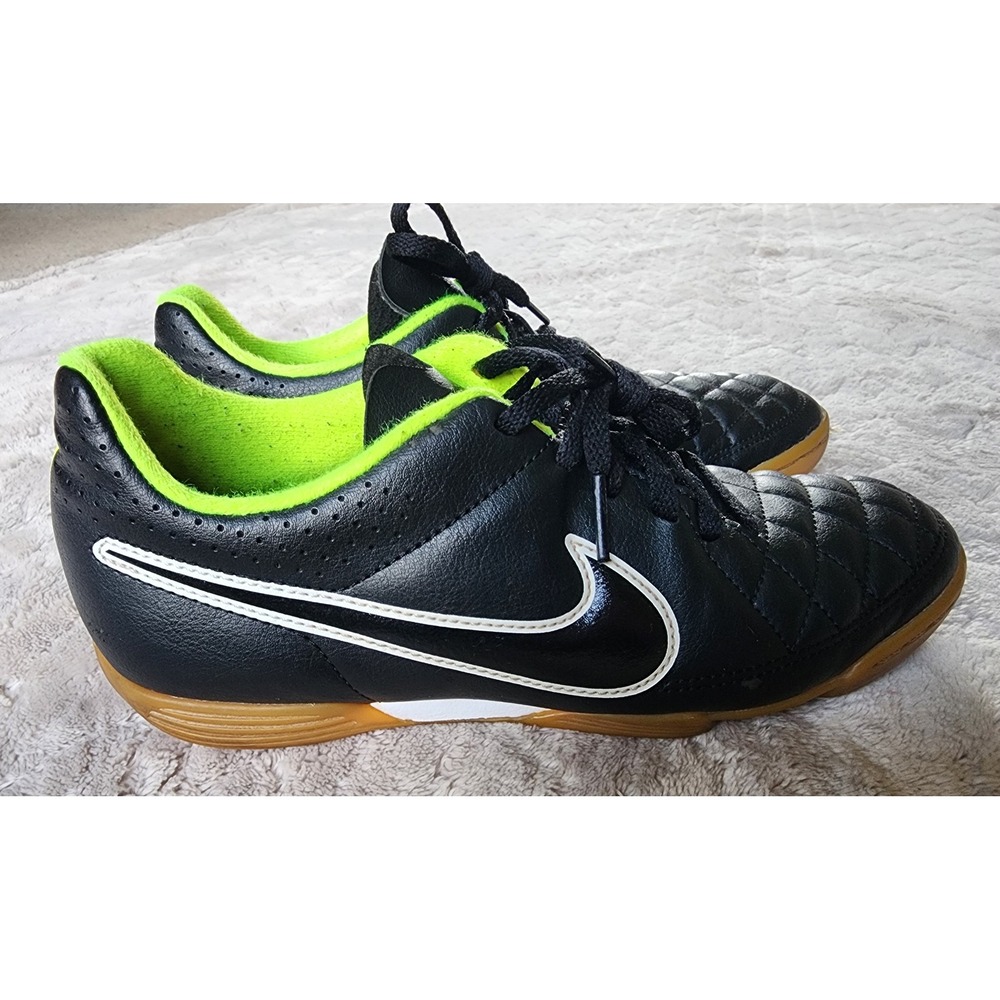 Nike Tiempo Rio II IC Indoor Soccer Shoes Black Volt Size 6.5